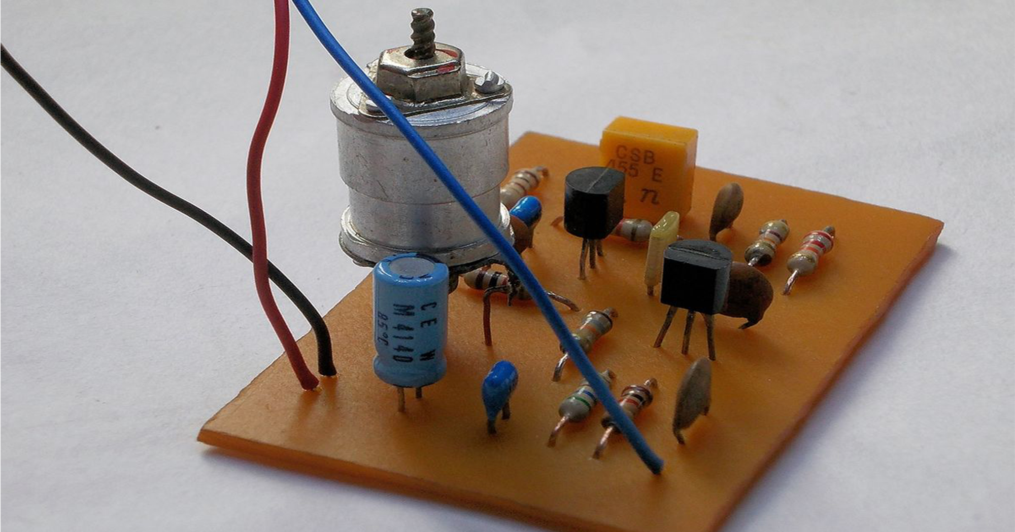 Understanding the 16 MHz Frequency in Oscillators: A Guide for Electronics Enthusiasts and Engineers